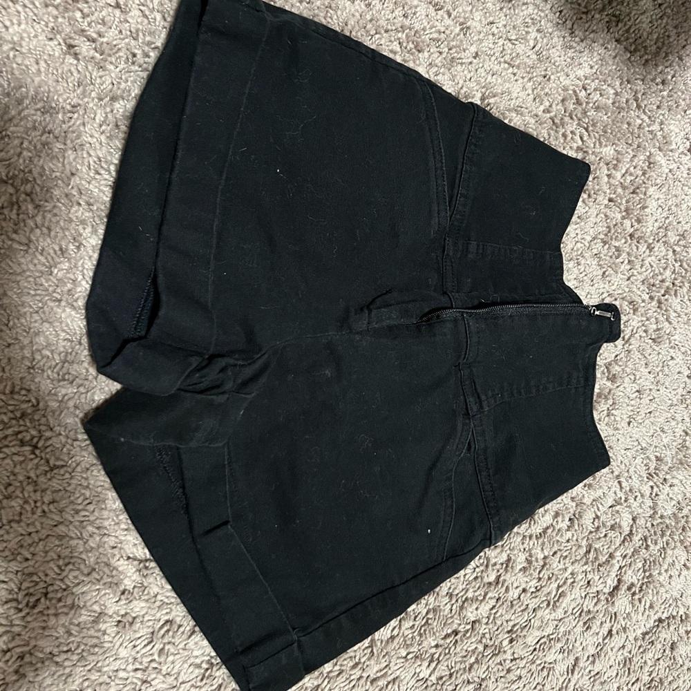 Metro park black high waisted shorts